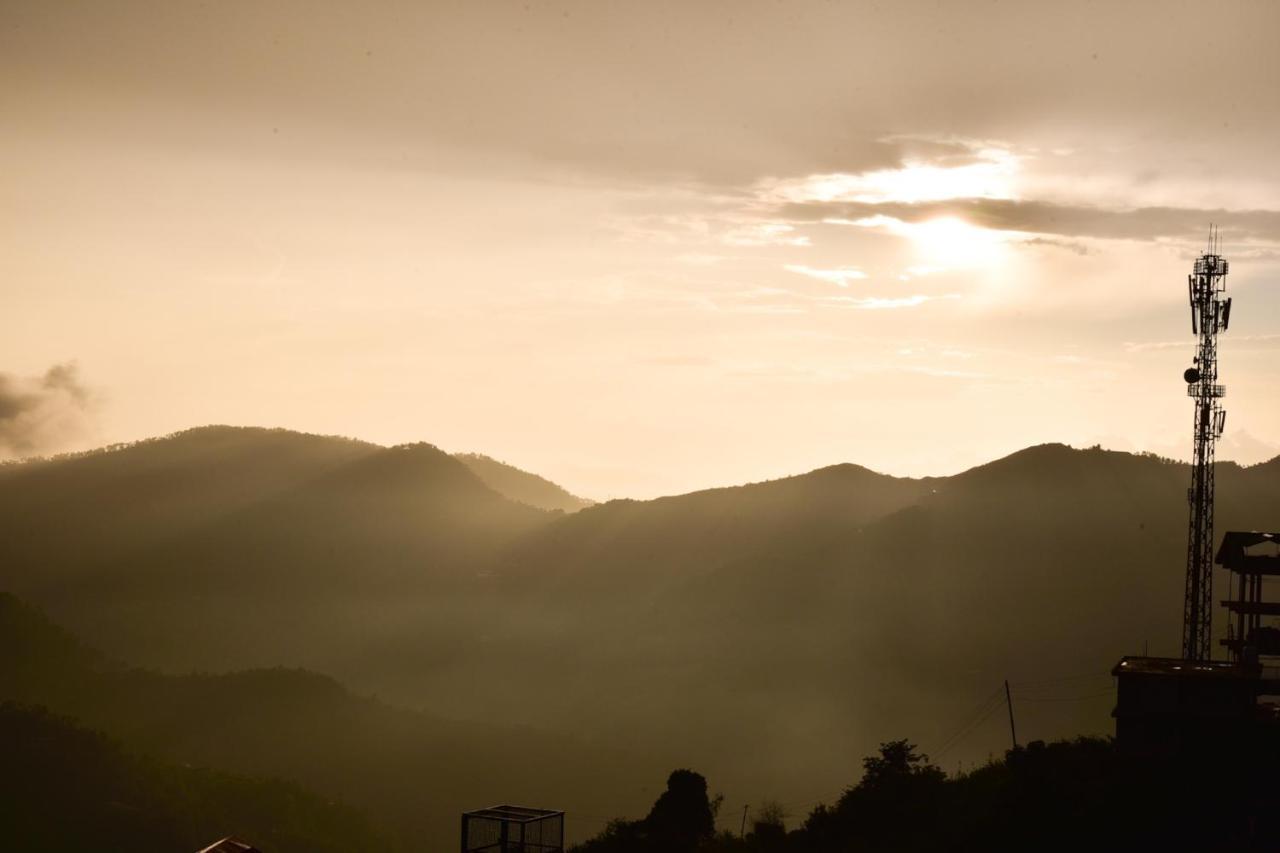 Spangle Heights Shimla, Suites And Residences Buitenkant foto